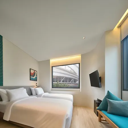Go Hotel Bangkok Suvarnabhumi Airport-2